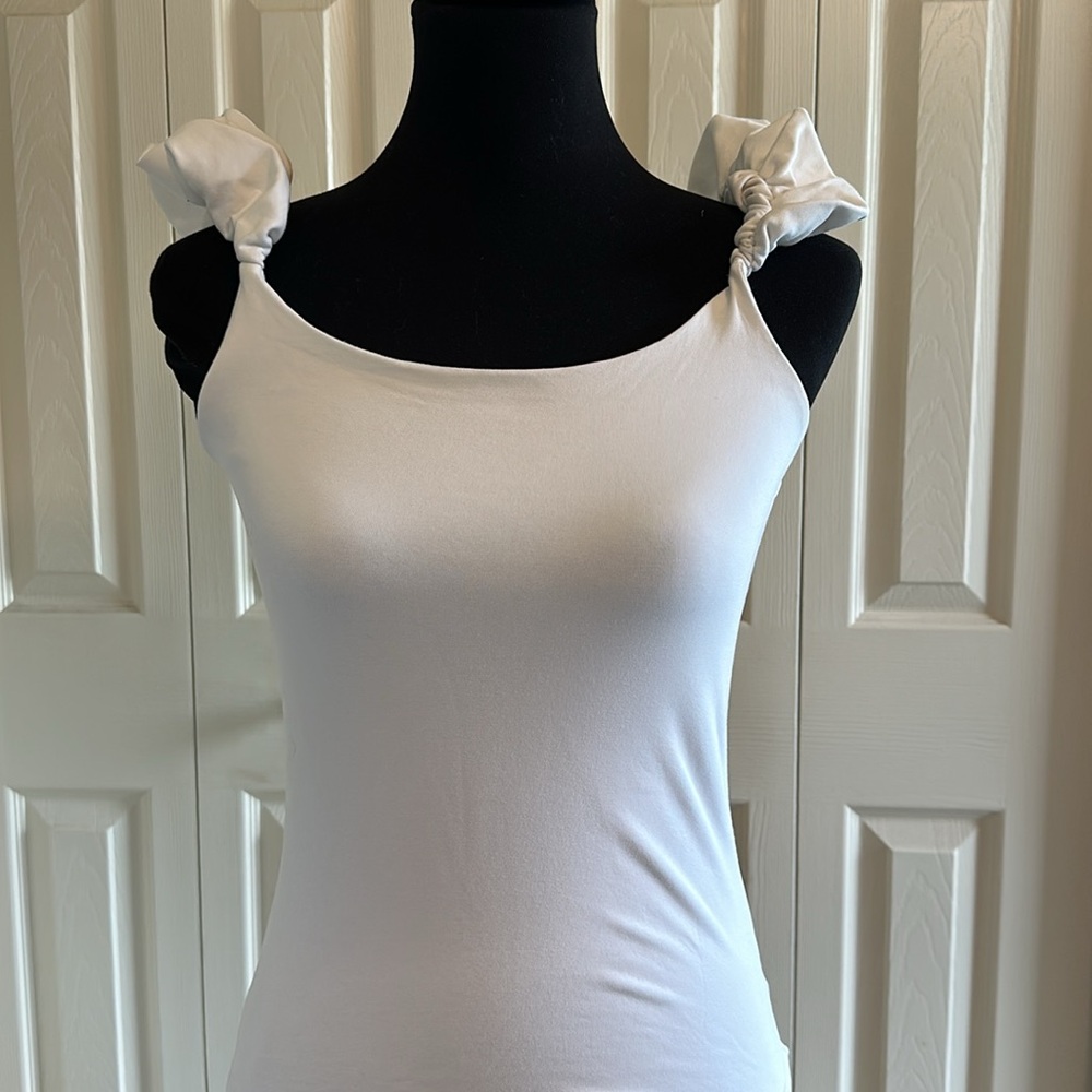 Express ruffle sleeve bodysuit